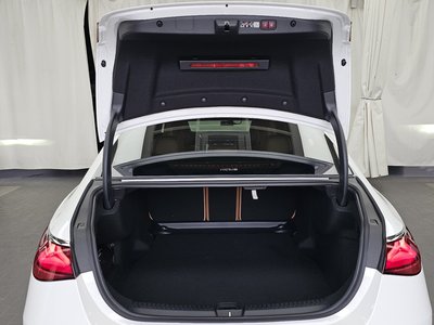 صورة مصغرة 26 لـ 2025 Mercedes-BENZ E-CLASS