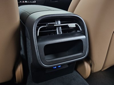 صورة مصغرة 32 لـ 2025 Mercedes-BENZ E-CLASS