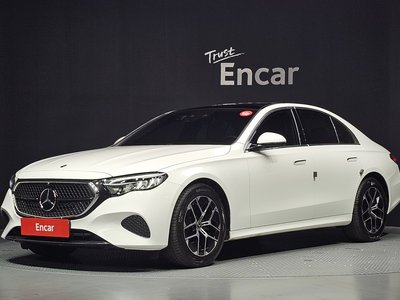 صورة 1 لـ 2025 Mercedes-BENZ E-CLASS