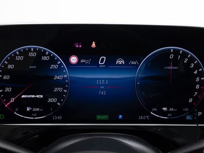 MERCEDES-BENZ E-CLASS - 8