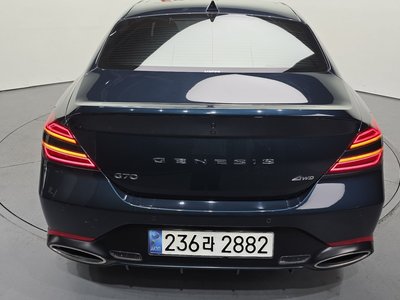 2021 Genesis THE NEW G70 — миниатюра 27
