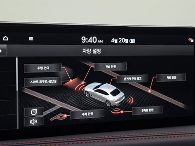 2021 Genesis THE NEW G70 — миниатюра 32