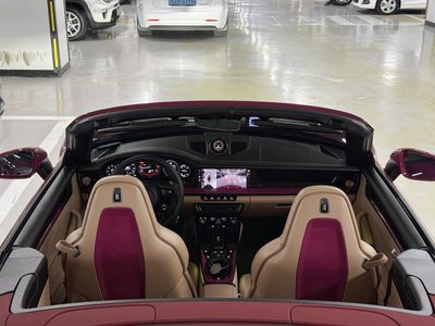 2024 Porsche 911 thumbnail 15