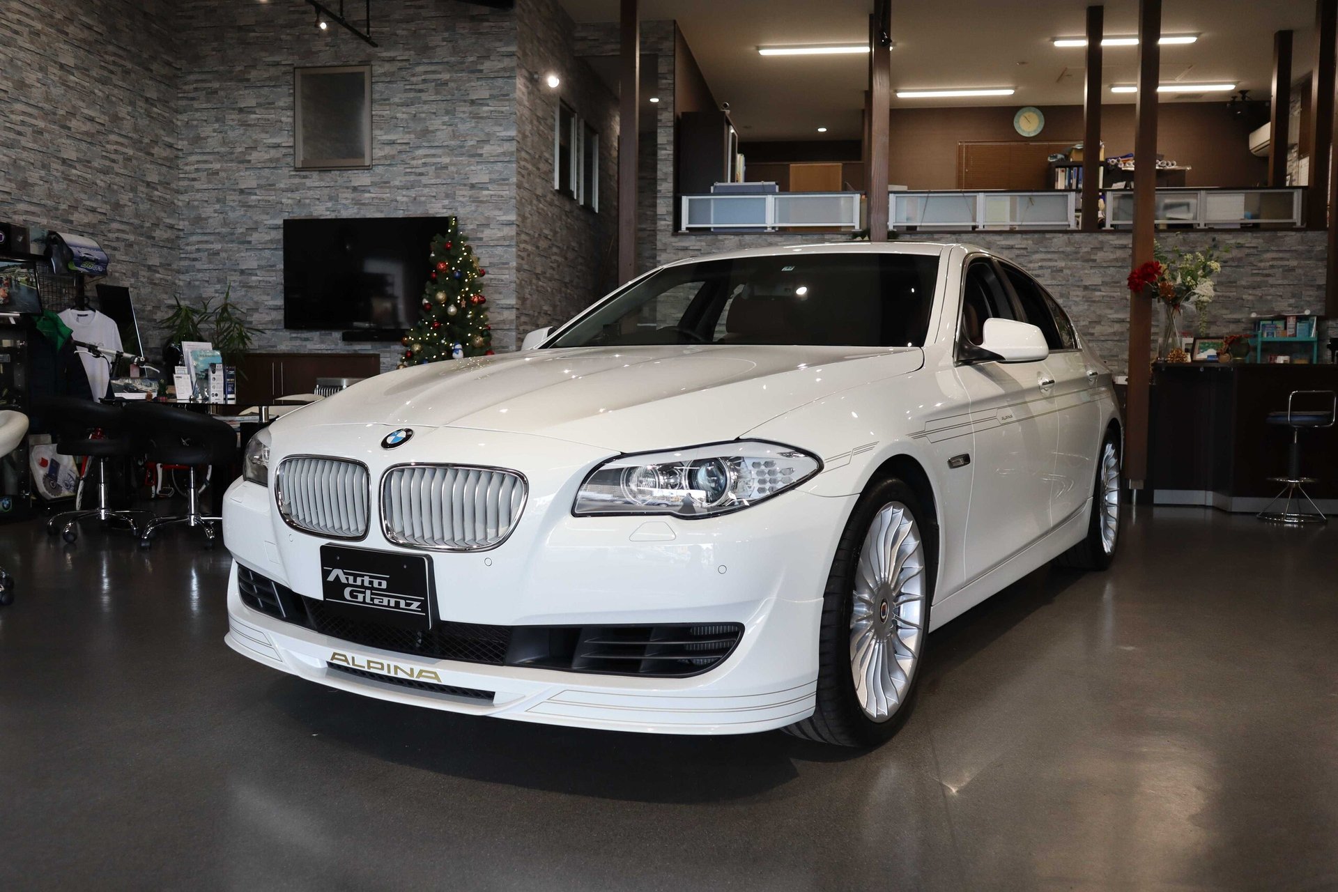 BMW ALPINA B5 - View 1