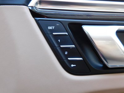 صورة مصغرة 15 لـ 2024 Porsche MACAN