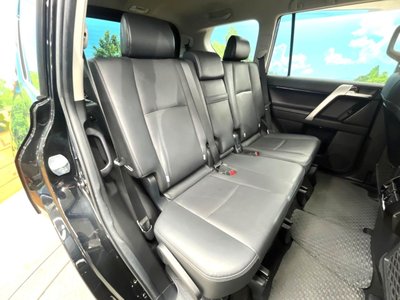 TOYOTA LAND CRUISER PRADO - 9