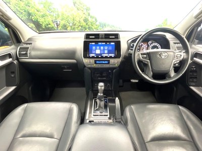 TOYOTA LAND CRUISER PRADO - 2