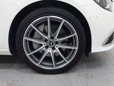 MERCEDES-BENZ E-CLASS - 6