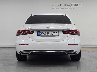 MERCEDES-BENZ E-CLASS - 3