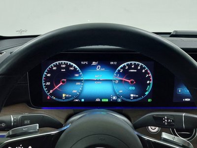 MERCEDES-BENZ E-CLASS - 8