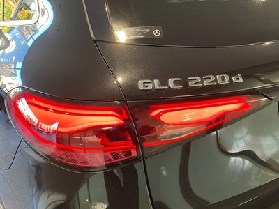 MERCEDES-BENZ GLC - 10