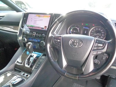 TOYOTA ALPHARD - 2