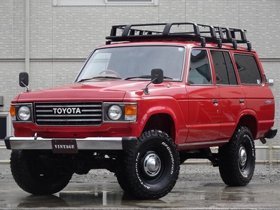 TOYOTA LAND CRUISER 60 - 1