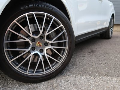 2020 Porsche CAYENNE 照片 3