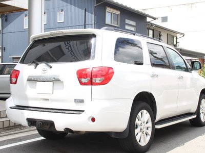 TOYOTA SEQUOIA - 2