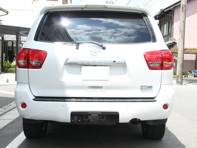 TOYOTA SEQUOIA - 4