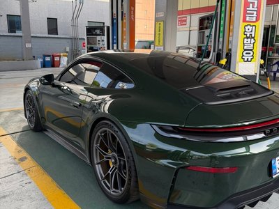 PORSCHE 911 - 4