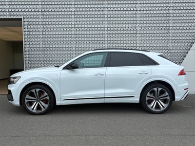 AUDI Q8 - 8