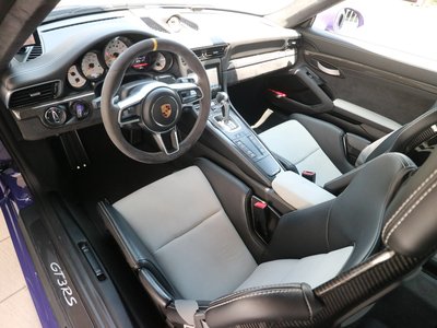 صورة 8 لـ 2017 Porsche 911