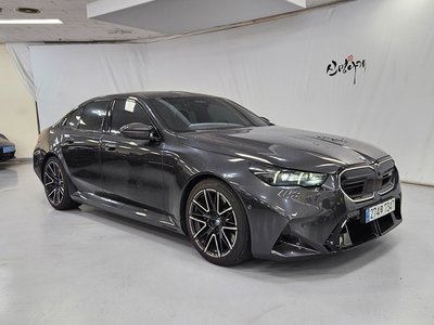 صورة 2 لـ 2026 BMW M5