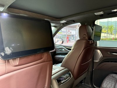 2023 Cadillac ESCALADE 5TH GENERATION — миниатюра 14