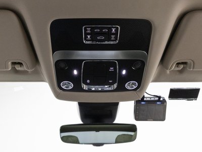 2024 Bentley FLYING SPUR — миниатюра 16
