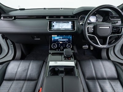 LAND ROVER RANGE ROVER VELAR - 8