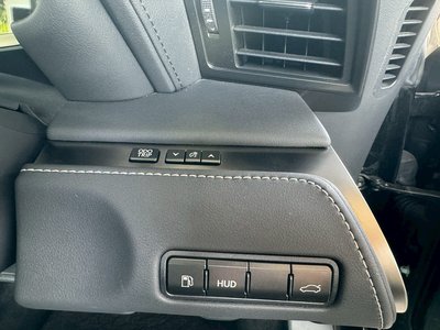 صورة مصغرة 50 لـ 2020 Lexus LC