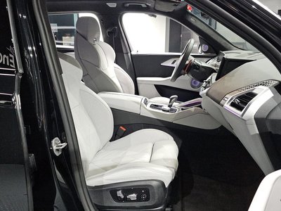 2026 BMW XM — миниатюра 18