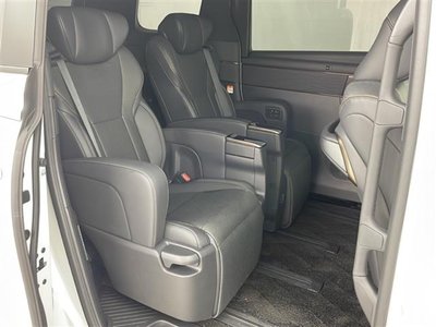 TOYOTA ALPHARD - 10