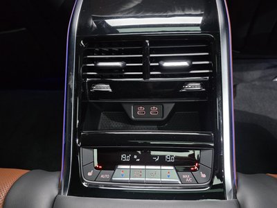 2022 BMW 8 SERIES 缩略图 34