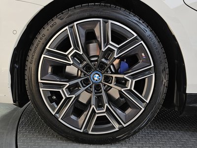 BMW 5 SERIES - 6