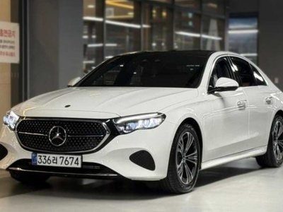 MERCEDES-BENZ E-CLASS - 5
