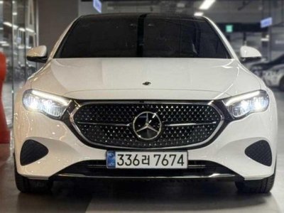 MERCEDES-BENZ E-CLASS - 1