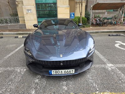 FERRARI ROMA - 2