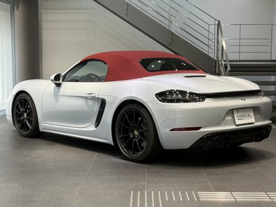 2025 Porsche 718 照片 3