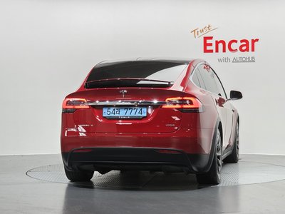 2019 Tesla MODEL X — фото 4
