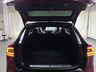 2019 Tesla MODEL X thumbnail 26