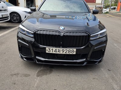 BMW 7 SERIES - 2