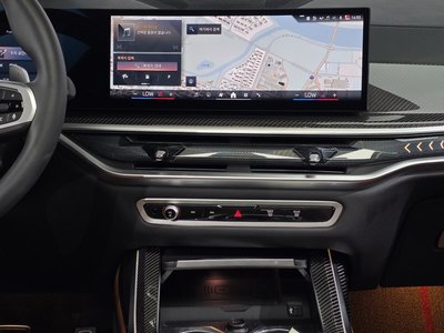 2025 BMW X7 — миниатюра 19