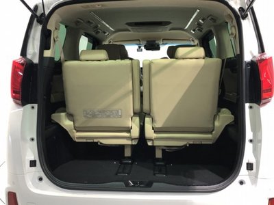 TOYOTA ALPHARD - 9