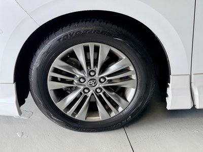 2024 Toyota ALPHARD — миниатюра 18