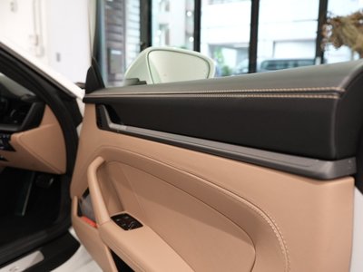 2020 Porsche 911 — миниатюра 33
