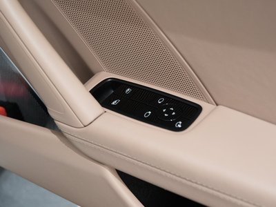 2020 Porsche 911 — миниатюра 34