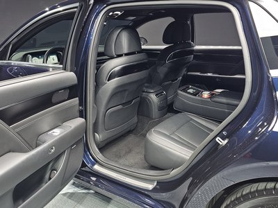 2022 Genesis G90 (RS4) — миниатюра 18