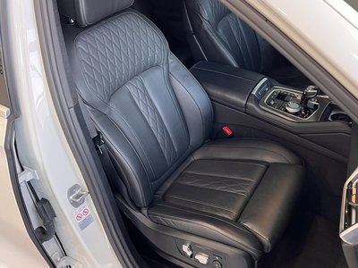 2022 BMW X6 — миниатюра 16
