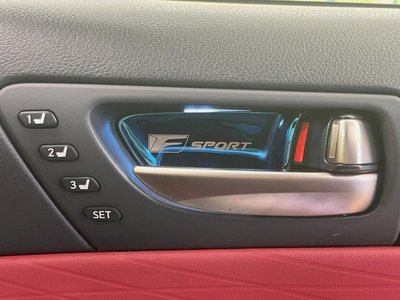 صورة 10 لـ 2021 Lexus IS