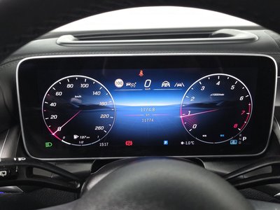 MERCEDES-BENZ GLC - 8