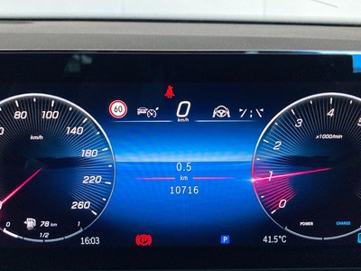 2025 Mercedes-BENZ GLB 缩略图 18