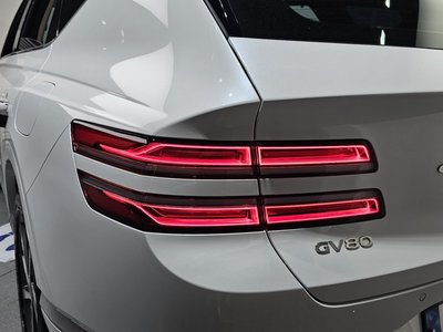 GENESIS GV80 - 10